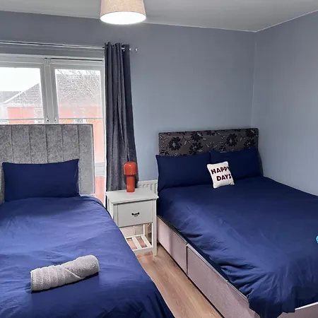 Entire Place Close To Airport & Appartement