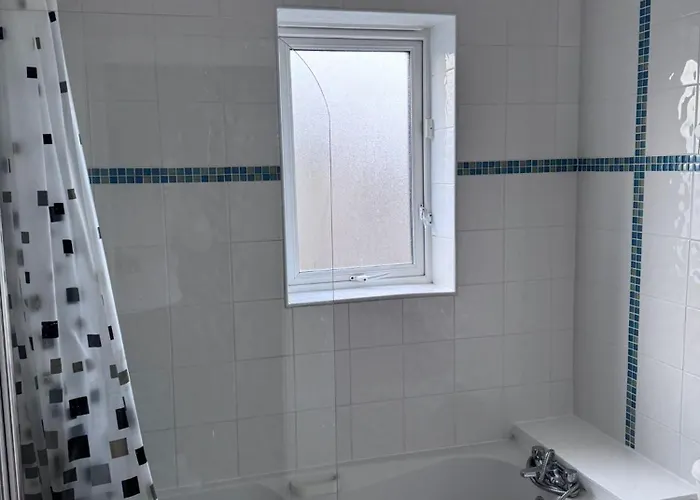 Entire Place Close To Airport &